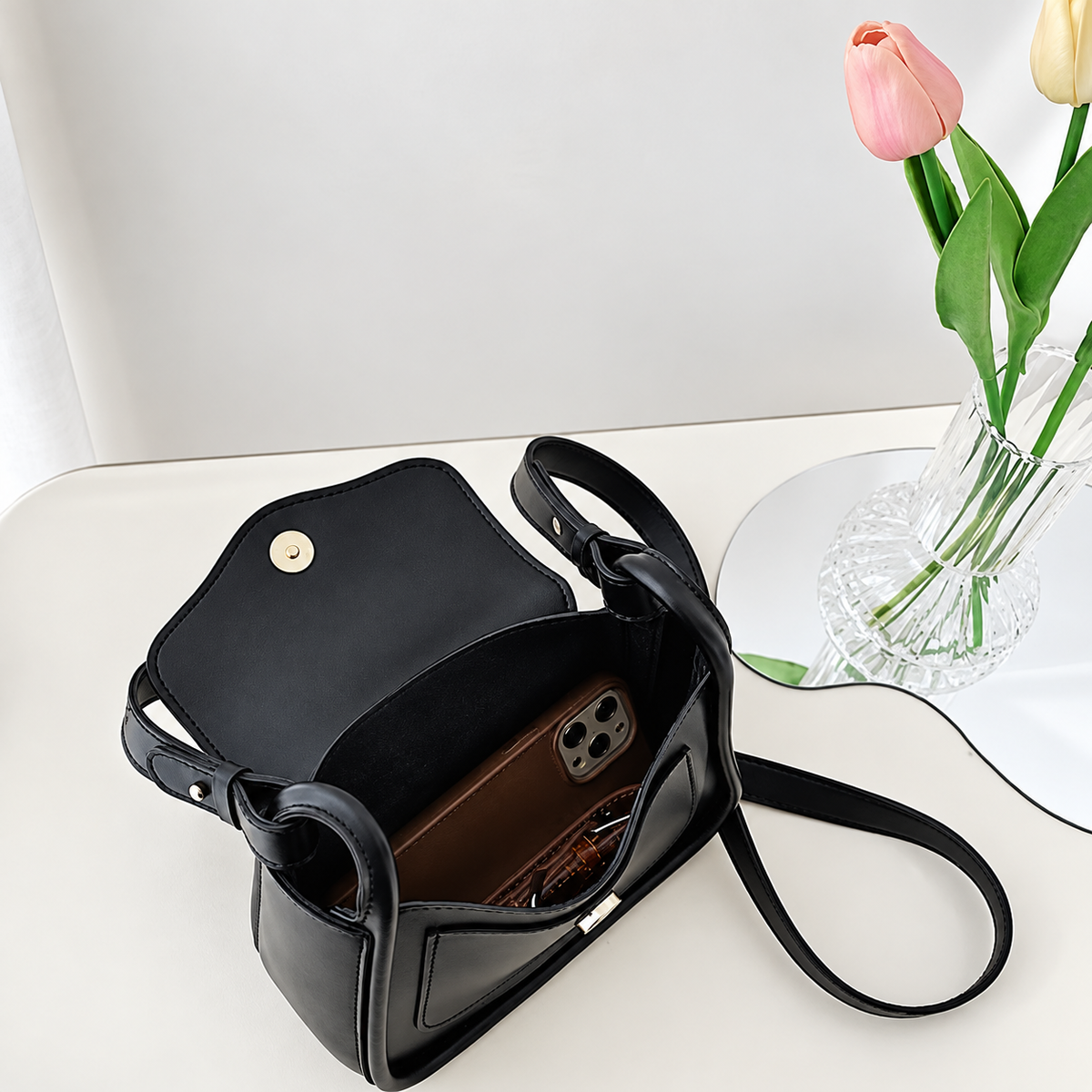 Nina Shoulder Bag